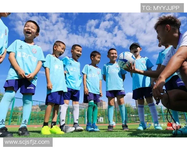 22号现役足球明星的辉煌历程与场上风采全解析