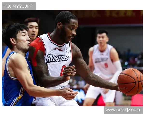 深圳篮球队以52分领跑欧锦赛积分榜展现强劲实力